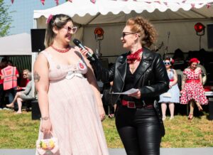 Motors arts days un évenement auto moto dans le village d'angliers expositon de vehicule americain, vw et véhicule de prestige, concert et animation le 11 et 12 avril